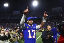 NFL Week 1 betting storylines, trends, movement: Bills Super bowl favorites, Chiefs rare home underdog