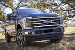 Atención si manejas un Ford, retiran ciertos modelos por problemas con cámara trasera