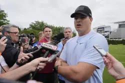 Bengals’ Trey Hendrickson does not report to training camp amid contract dispute